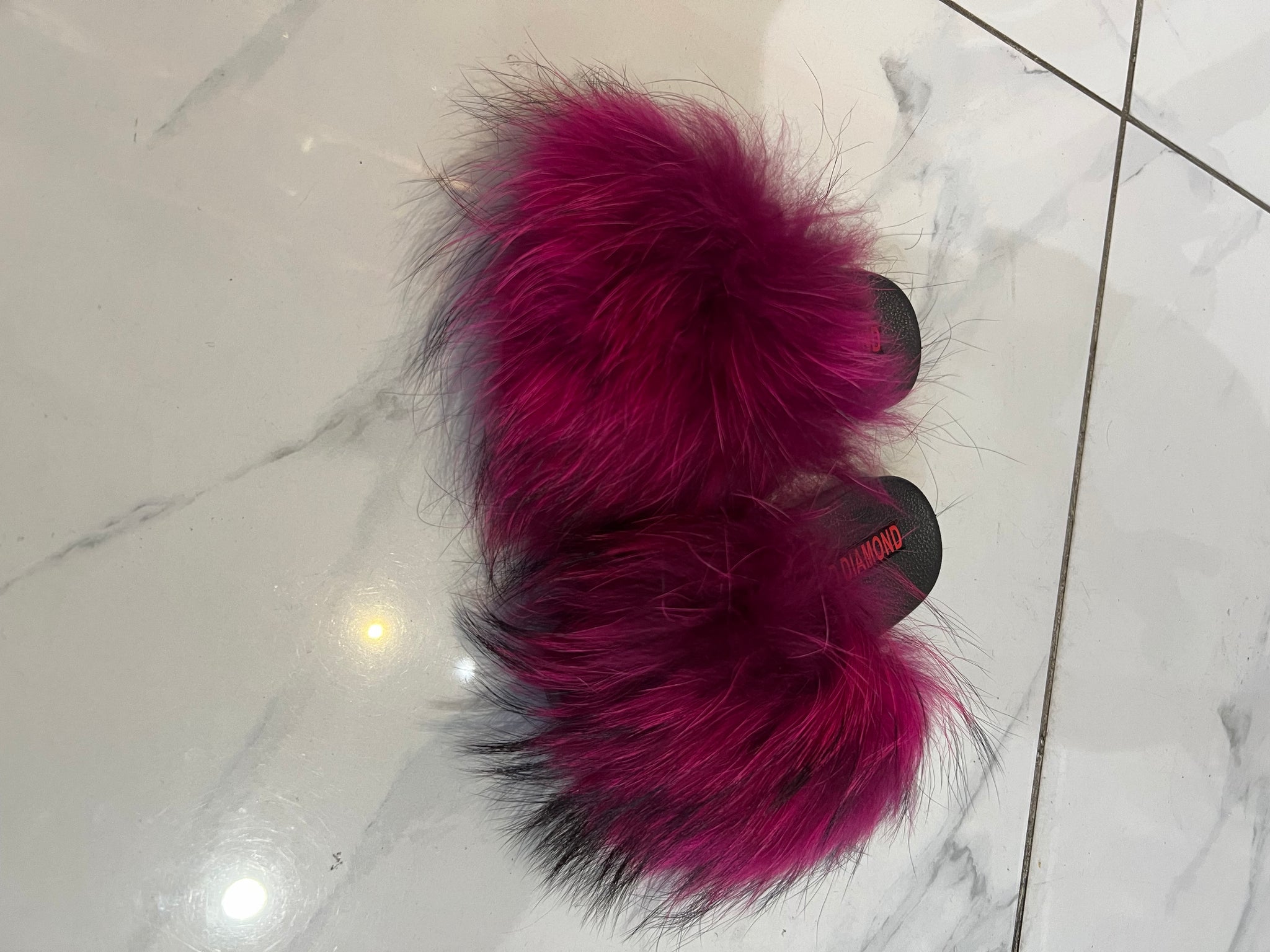 Kids faux fur slides dark burgundy