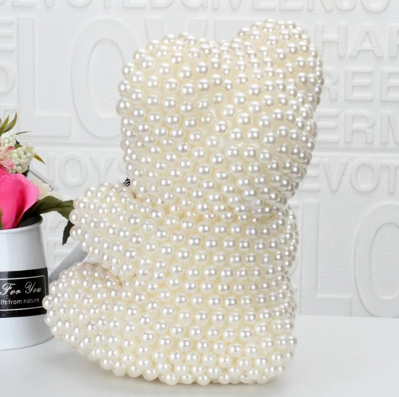 WHITE PEARL ROSE BEAR