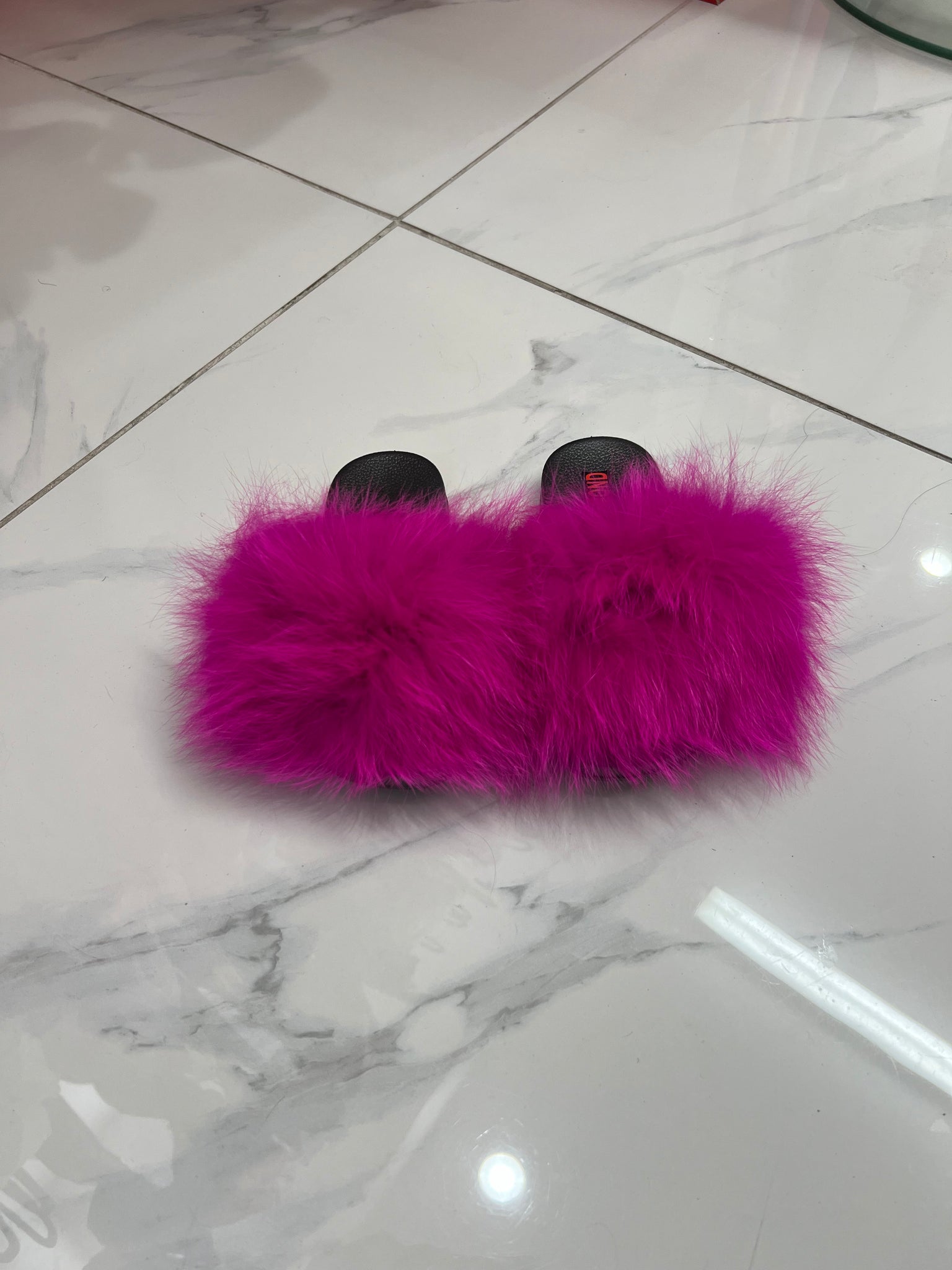 Kids faux fur slides purple