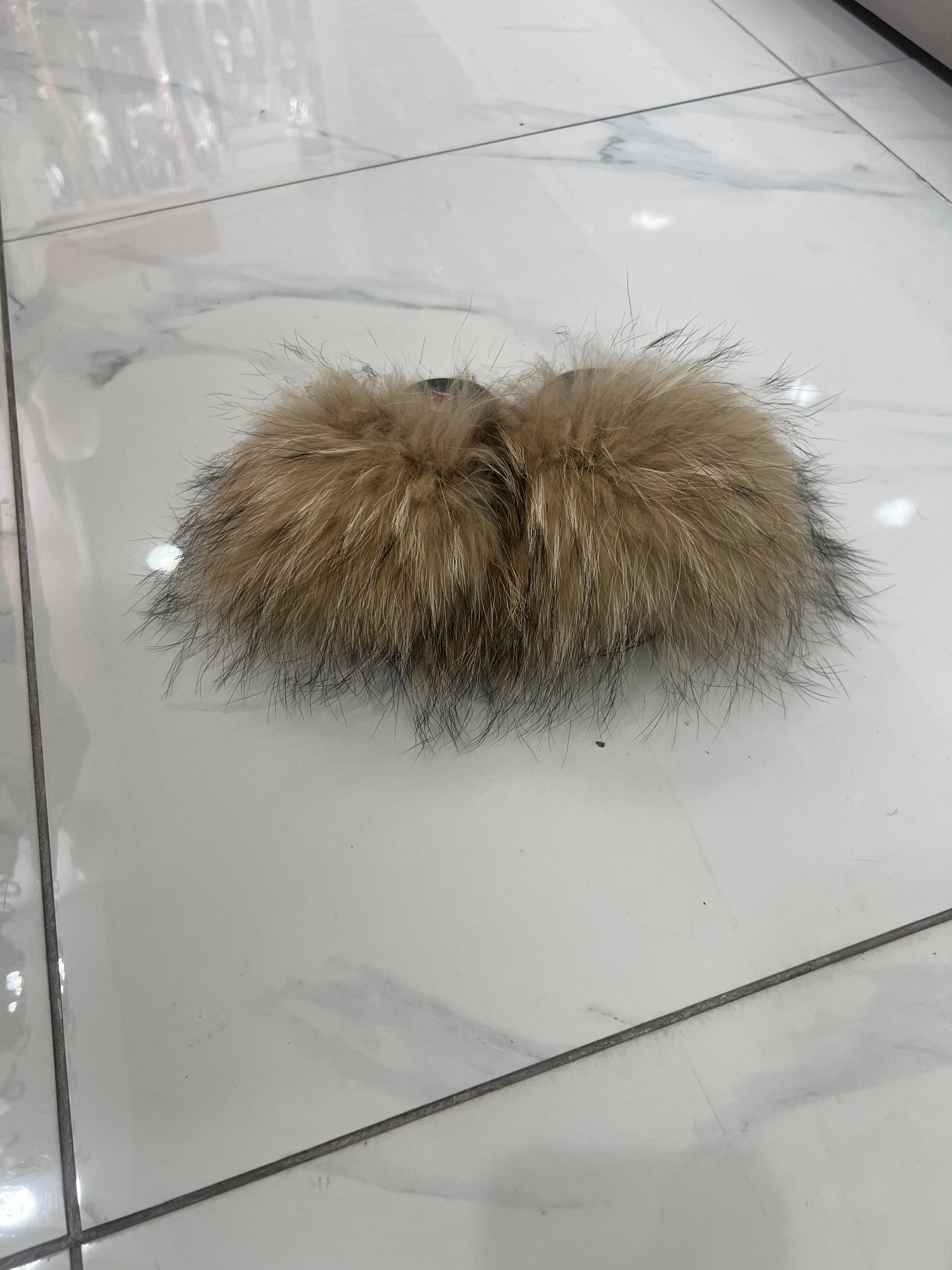 Kids faux fur slides brown