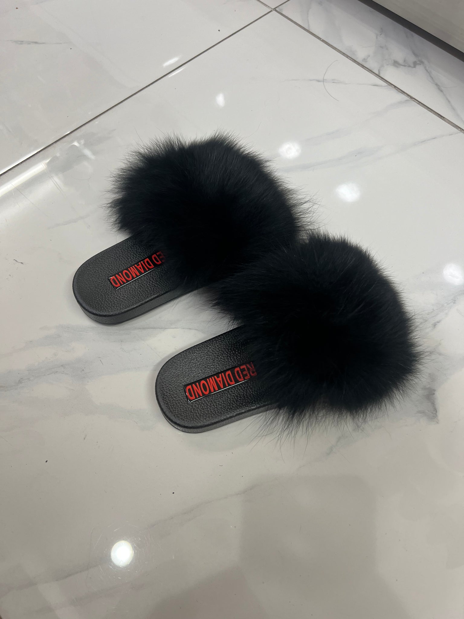 Kids faux fur slides black