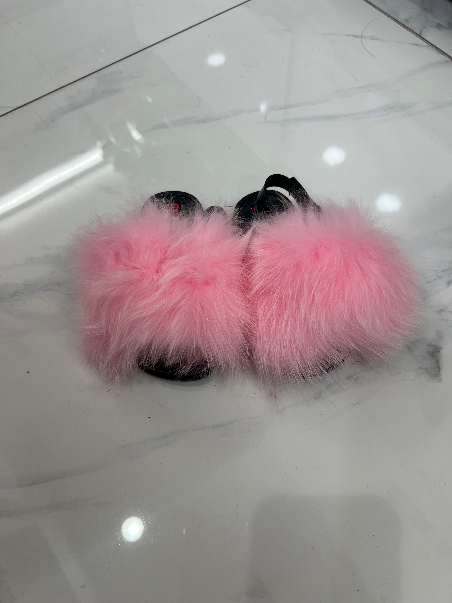 Toddler faux fur slides light pink