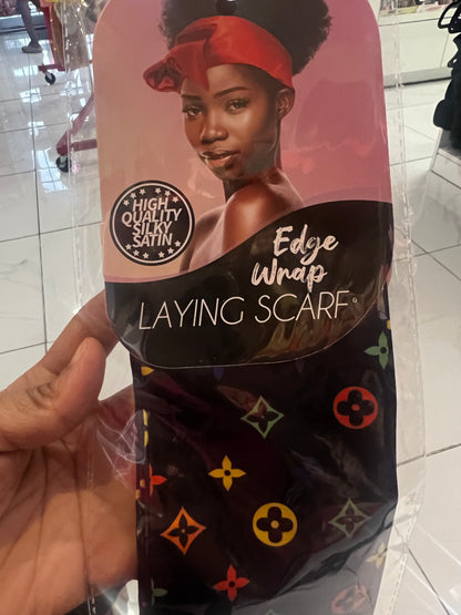 Edge wrap laying scarf