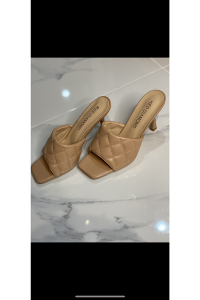 SQUARE TOE HIGH HEEL