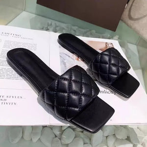 square toe plaid flat slippers