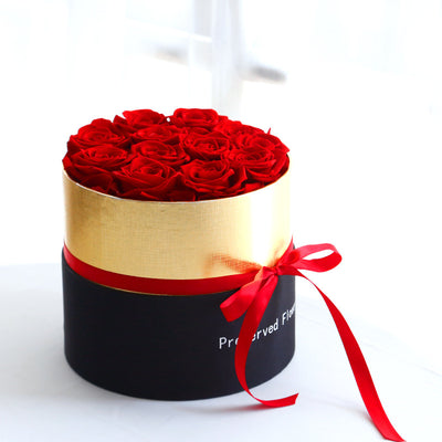 FOREVER ROSES GIFT BOX